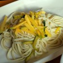 백합칼국수 이미지