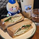 토마토 | 스타벅스 메뉴 바질치킨토마토샌드위치 후기 +가격 영양성분 데우기