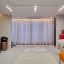 샘마을2길 5 | 스마트한 생활을 위한 필수 아이템! 리모컨 하나로 간편하게 작동하는 전동커튼!