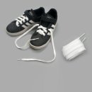 하얀신발 이미지