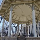 1st plaza 건물앞 | [애리조나 프레스킷] 코트하우스 플라자 히스토릭 디스트릭트 (Courthouse Plaza Historic Districts)