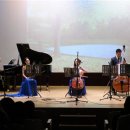 THE휴 콘서트 이미지