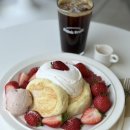 띵크프룻 | 홍대 디저트카페 띵크프룻 딸기 수플레 맛집 비주얼 끝판왕 솔직후기