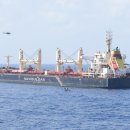 후티 반군의 공격으로 소말리아 해적 활동이 다시 부활하다 이미지
