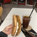 유통단지로 | 산격동 두바이와플 맛집-위트커피유통단지점 내돈내산 후기