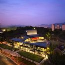 강동아트센터 대극장 한강 이미지