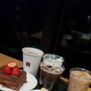 투썸플레이스 부산가덕도점 이미지