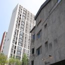 냉천개발(주) 윤상락 | 진해 자은동 카페 / 빈센트 반 고흐 그림이 있는 창원 이색 카페 블랙홀