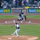 [MLB] 김하성 시즌 15호 홈런.gif 이미지