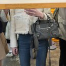 명품대방시티수선 | 발렌시아가 르시티백 미니 모터백 활용도 후기, 여자 명품백 추천