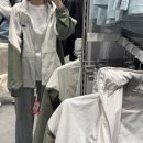 플라잉 마켓 | 뉴발란스 간절기 바람막이 UNI N 플라잉 웜업자켓 후기 (NBNAGCO113-00)