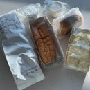 수원-0031 | :: 수원 :: 하얀풍차제과점 망포역점 메뉴 추천/ 화이트롤, 쌀바게트, 치즈바게트, 만득이버거