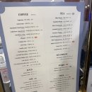롯데몰수지점헤븐온탑 | 롯데몰 수지점 조용한 대형 카페 ‘헤븐온탑’ 추천 - 애플시나몬티, 레몬 케이크