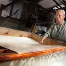 한지장 홍춘수 이미지