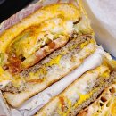 2022-1109 | 맥도날드 맥런치 페페로니 더블피자버거 가격 맛 후기