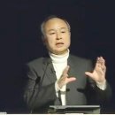손정의 "2040년 로봇 10억대·AI에이전트 100조개 활약" 이미지