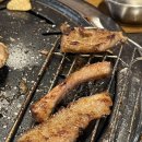 네파 울산 무거점 앞 | 울산 무거동 고기집 육본산 참숯화로구이 무거 본점 양념갈비 한판 된장찌개 쫄면까지 먹고 온 후기