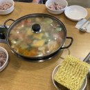 명동부대찌개，황기족발