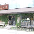 일층카페 - 동대문구 고산자로52길 9 | 일층카페