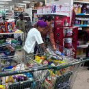 트럼프 관세 타격 이후 인도, 수요 촉진 위해 소비세 인하 이미지