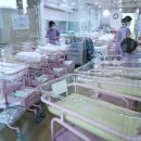 벼랑으로 가는 한국경제 "출산율 반등·혁신 없으면 2040년 역성장" 이미지