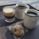 흐른 | 김해 낙동강 뷰 대형베이커리카페 흐른 이용 후기