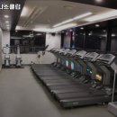 휩스 휘트니스클럽 이미지