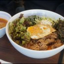 8900원 삼겹살 비빔밥 이미지