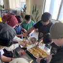INVICTUS-young chefs learned how to make cheesy puff pastry sausages. 이미지