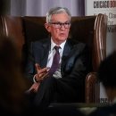 Fed Chair Powell says interest rates on hold 파월 연준의장, 금리인하유보 언급 이미지