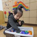2월 15일 수요일 이야기❤️ 오전실내놀이(진급반인 즐거운 반에서 놀이해요), 현장학습(홍성초등학교 방문) 이미지