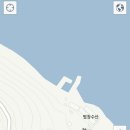 목과 공중화장실 이미지