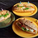 주례동 젤르커피 앞 | [부산 주례 카페반미콩] 바삭반미와 연유라떼로 제대로 즐긴 베트남 감성 가득 후기