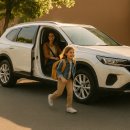 강성주유소 | 주말 시승 후 마음이 바뀌었어요, 부모들이 고른 SUV엔 이 기능 뭔지 궁금하지 않으세요?