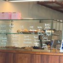 카페 더 행복(Cafe The Happiness) | 남산 한국숲정원 카페 추천 | 이태원 경리단길 Cafe TRVR / 메뉴 / 반려견 동반