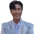 ✨️✨️대구 중구 구민의날 봉산문화회관에서 멋진 신성 가수님 ~막걸리 한잔 ~~ 이미지