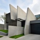 JJ HOUSE