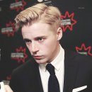 Jack Lowden(잭 로우든, 잭 로던) 움짤 이미지