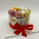 디퍼아울렛타운 | 산본케이크 맛집, 생일 기념 제이델링 딸기 과일폭탄케이크로 와르르!