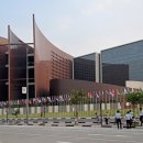 수랏 다이아몬드 거래소, 4,700개 사무실 중 단 50개만 운영 이미지