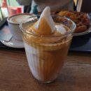 에프엠카페(FM cafe) | 부산 전포 카페 에프엠커피 : 브라운치즈 크로플 아이스크림 라떼 솔직 후기