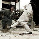 구르믈 버서난 달처럼 이미지