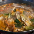 아몬드치킨 | [울산 공업탑 &#39;아몬드5000치킨&#39;] 얼큰이 꽃게탕과 추억의 옛날 양념치킨, 이 조합 못 참지!