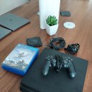 PS4 Slim 1T, controller, 4 games 플레이스테이션 4 슬림 + 컨트롤러 팝니다 이미지