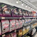 장보는 강아지와 고양이 이미지