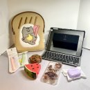 아이폰 &amp; 아이패드 &amp; 애플펜슬 &amp; 에어팟 악세사리 ✨ II - 지지플래닛 식빵 자룡이 파우치 , 벨킨 키보드