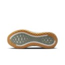 스프루스업 | 나이키 보메로 플러스 M 제이드 호라이즌(HV8150-301) | 와이드 팬츠 밑단 아래로 앞코가 남는 스니커즈