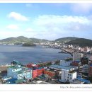 창가의 풍경 이미지