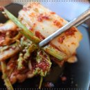 뜰안에 칼국수 이미지