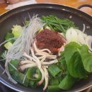 금솥 돼지찌개 이미지